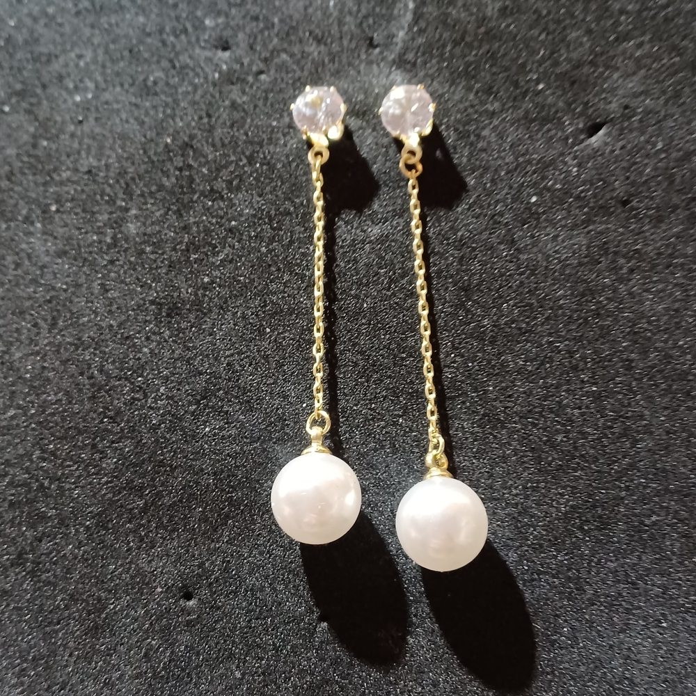 Elegant Gold and White Drop Earrings